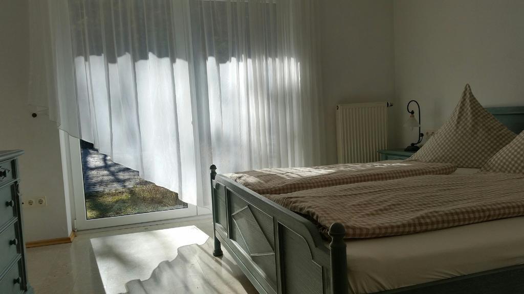 Hotel-Pension Haus Hubertus Weigendorf Room photo